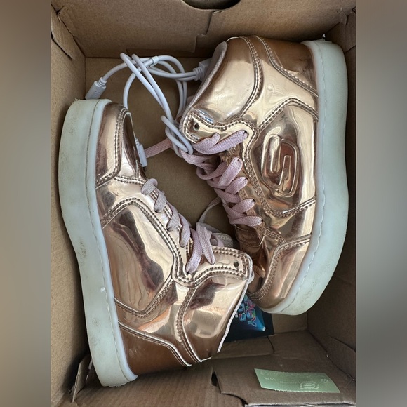 Skechers Other - Sketchers Metallic Light Up Sneakers